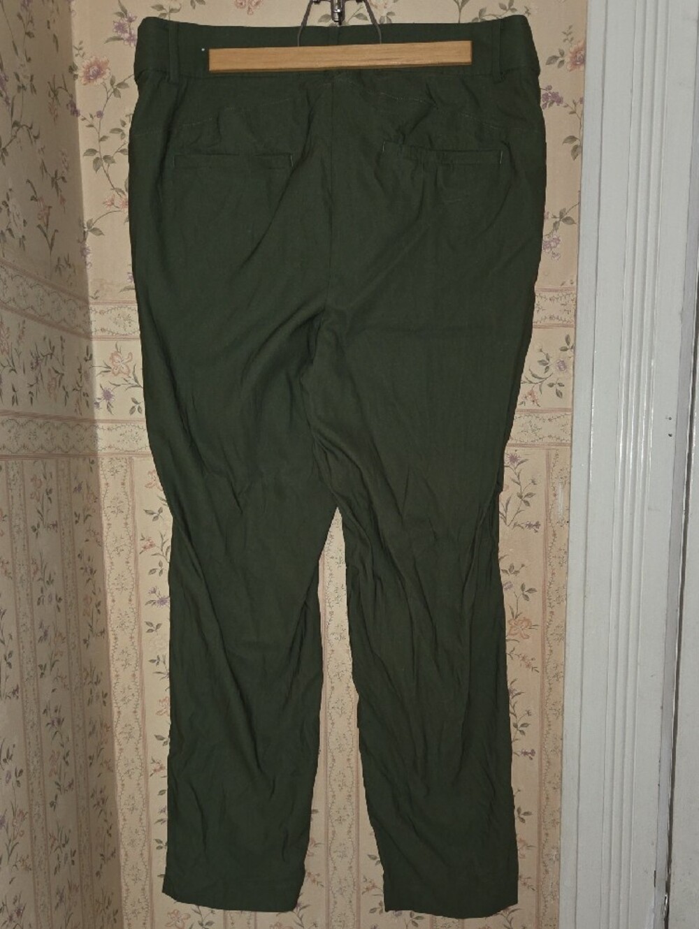 Lane Bryant Olive Green Ankle Pants - Picture 2 of 4
